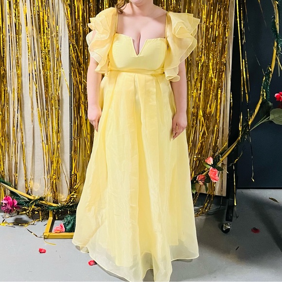 Fashion Nova PETITE Yellow Chiffon Dress - Picture 3 of 3